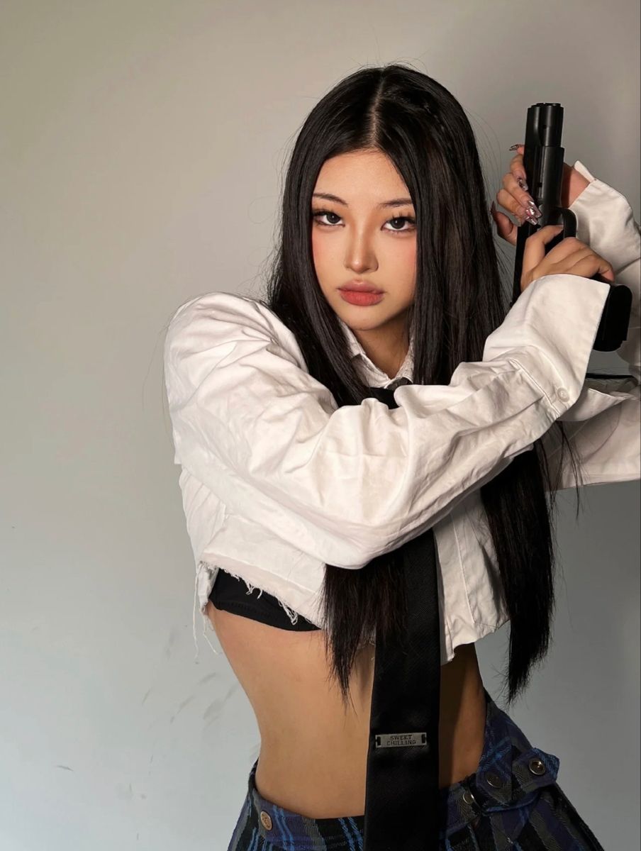 A cozy shot with Sassy girls — straight from Surat