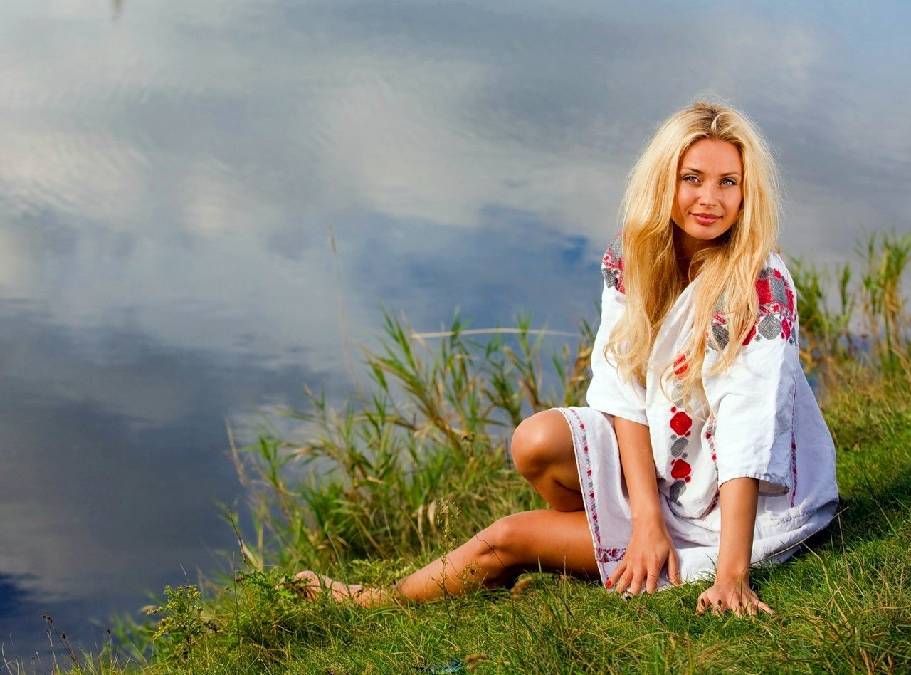 Sexy girl Slavic girls in Surat